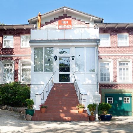 Hotel Haus Waldheim à Malente Extérieur photo